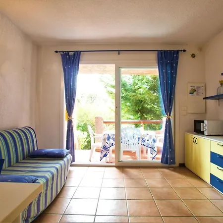 Air-conditioned Porto Vecchio, 500 M Sea, 6 People, Two Bathrooms *